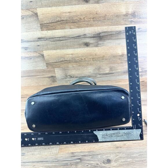 Kenneth Cole New York contemporary carry all expandable tote black leath… - Picture 7 of 10